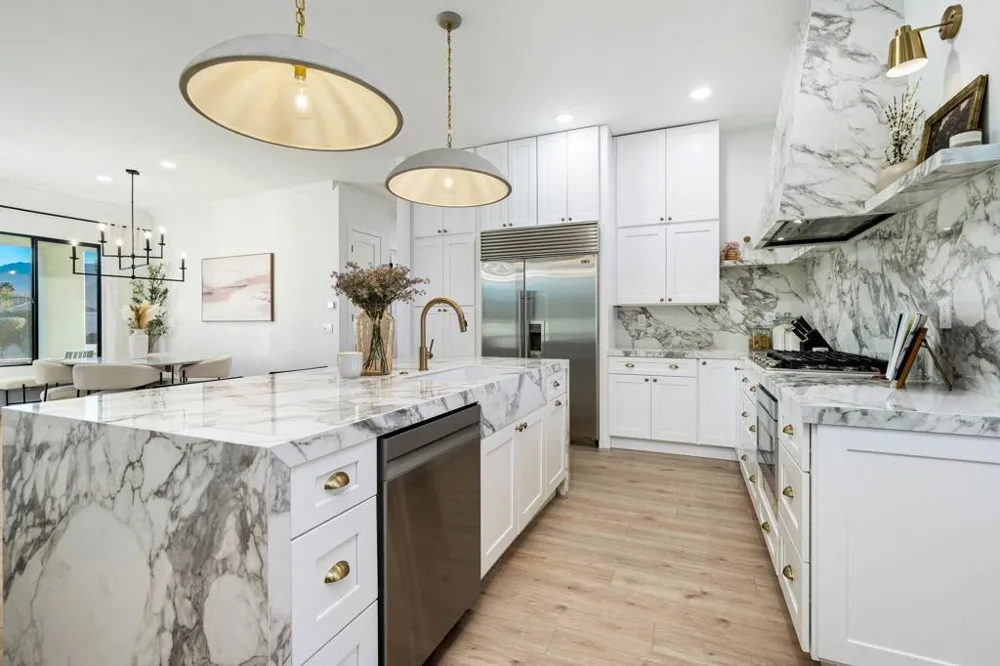 33 Calle La Reina Rancho Mirage, CA 92270