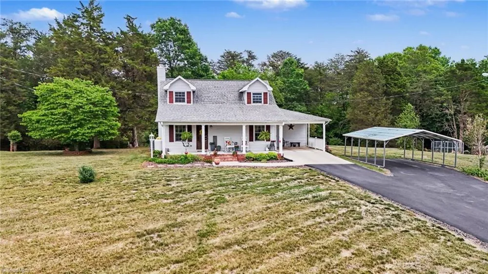 329 Pine Road Eden, NC 27288