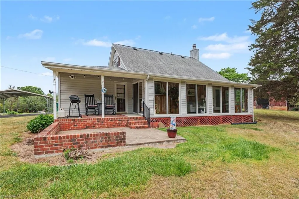 329 Pine Road Eden, NC 27288