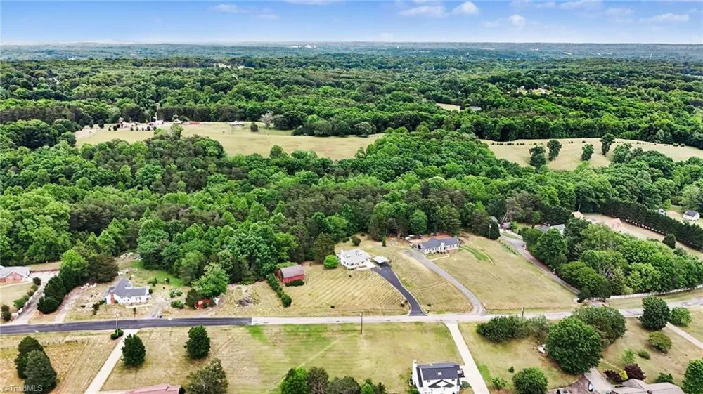 329 Pine Road Eden, NC 27288