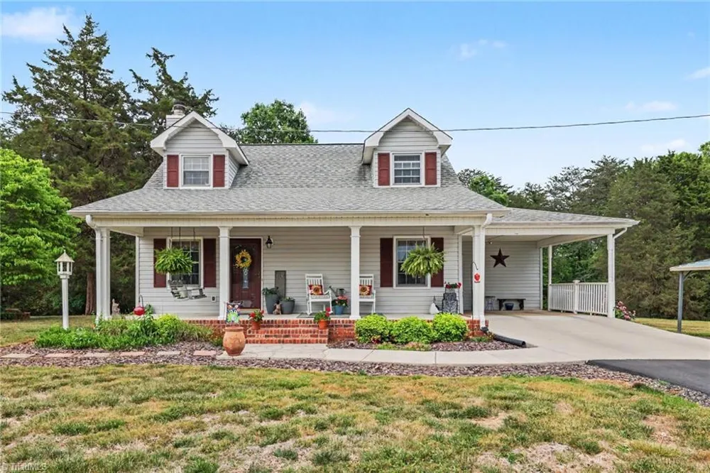 329 Pine Road Eden, NC 27288