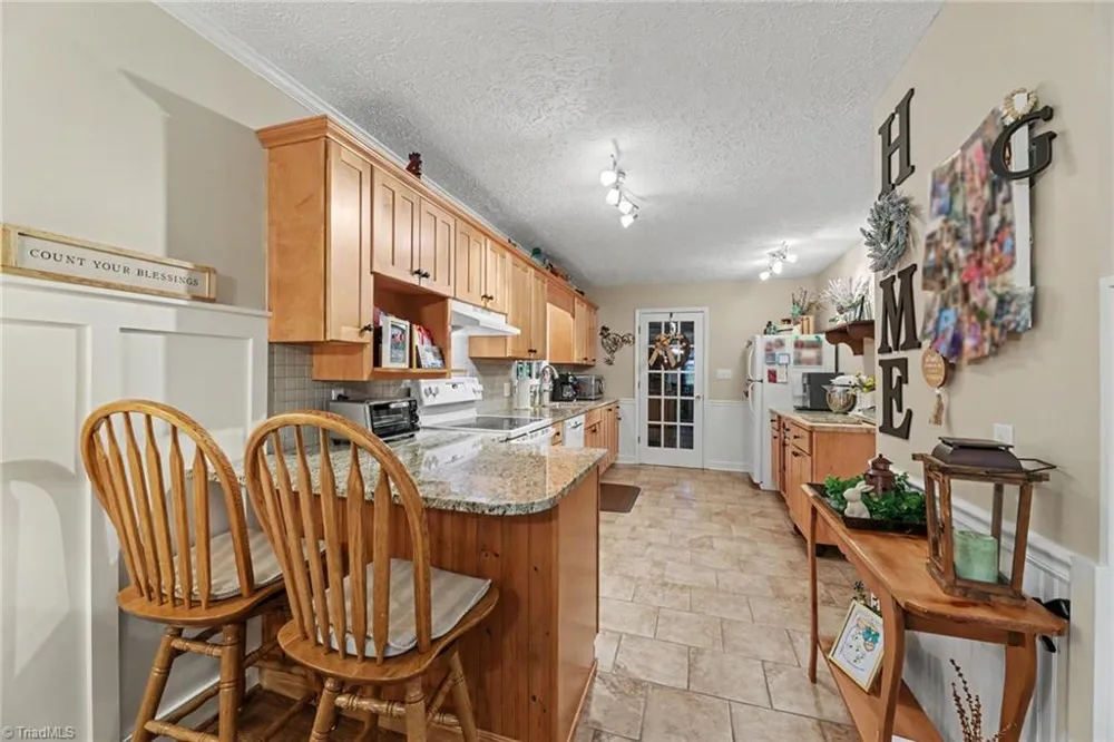 329 Pine Road Eden, NC 27288