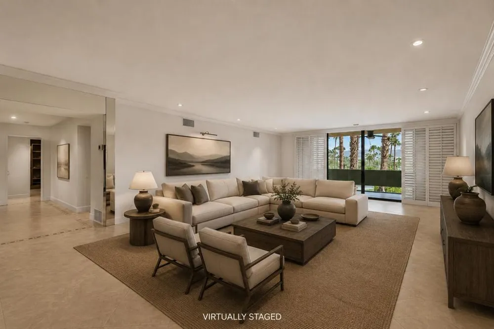1630 La Reina Way #3c Palm Springs, CA 92264