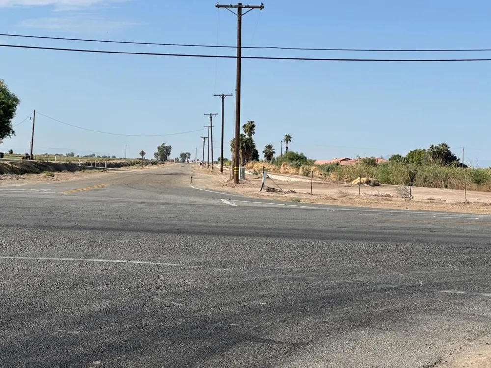 1102 Baughman Road Westmorland, CA 92281