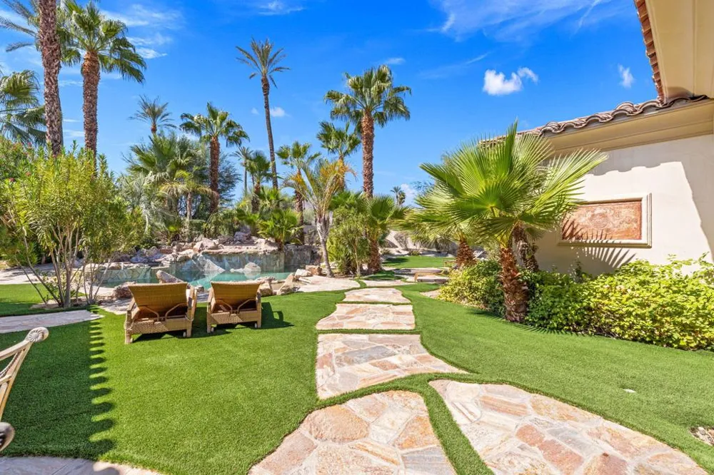 2 Strauss Terrace Rancho Mirage, CA 92270