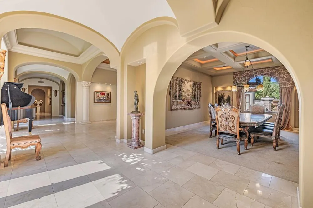2 Strauss Terrace Rancho Mirage, CA 92270
