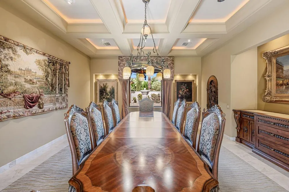 2 Strauss Terrace Rancho Mirage, CA 92270