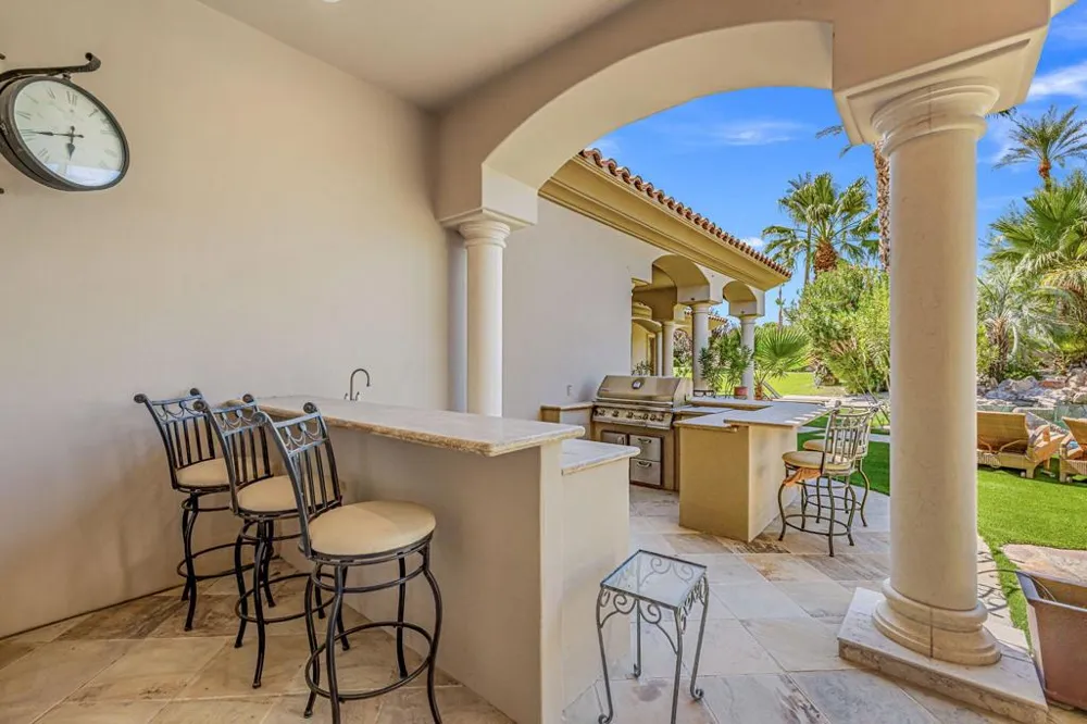 2 Strauss Terrace Rancho Mirage, CA 92270