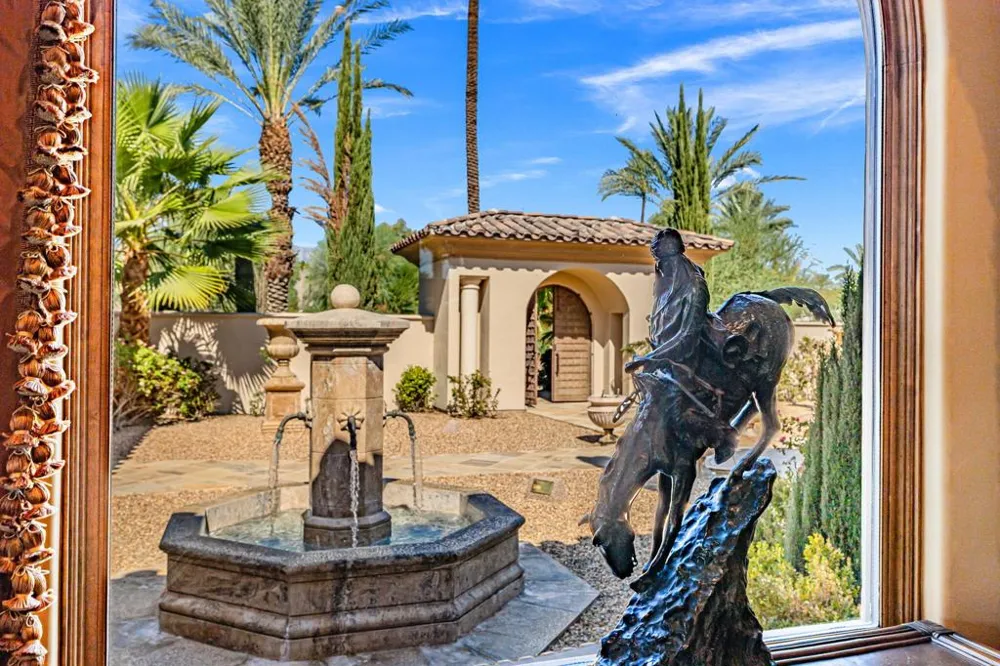 2 Strauss Terrace Rancho Mirage, CA 92270