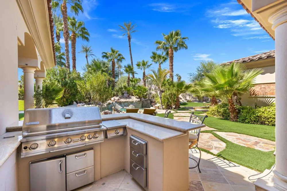 2 Strauss Terrace Rancho Mirage, CA 92270