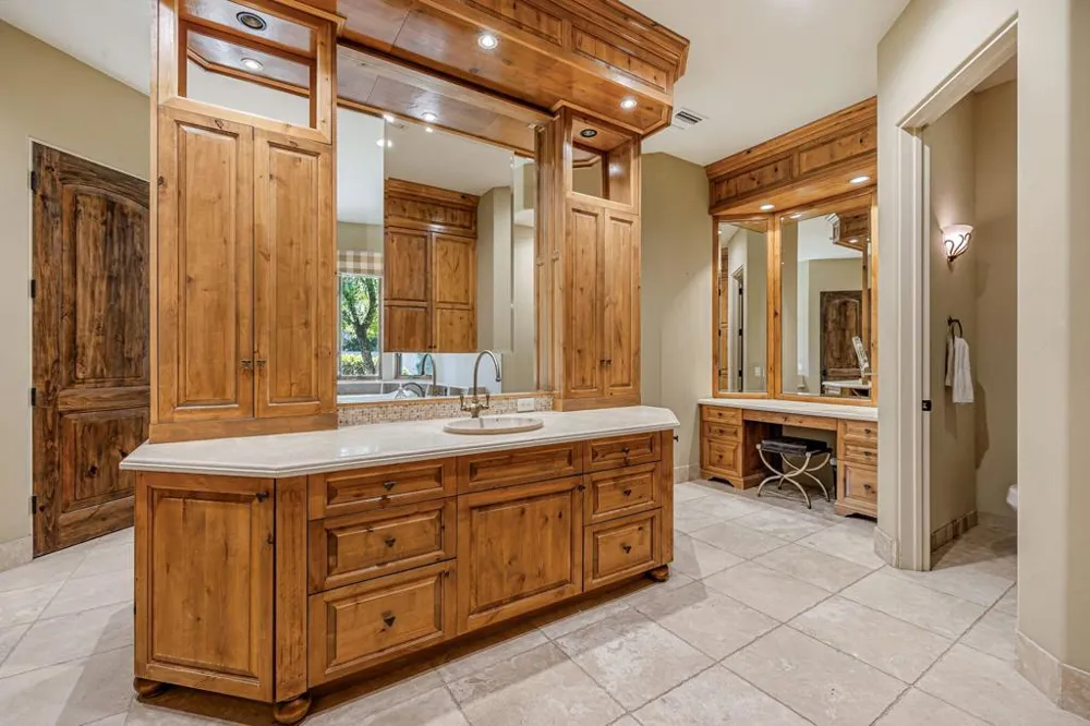 2 Strauss Terrace Rancho Mirage, CA 92270