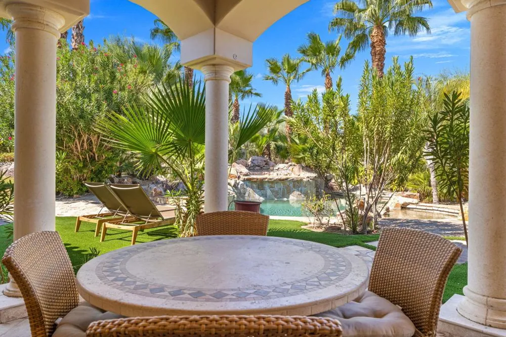 2 Strauss Terrace Rancho Mirage, CA 92270