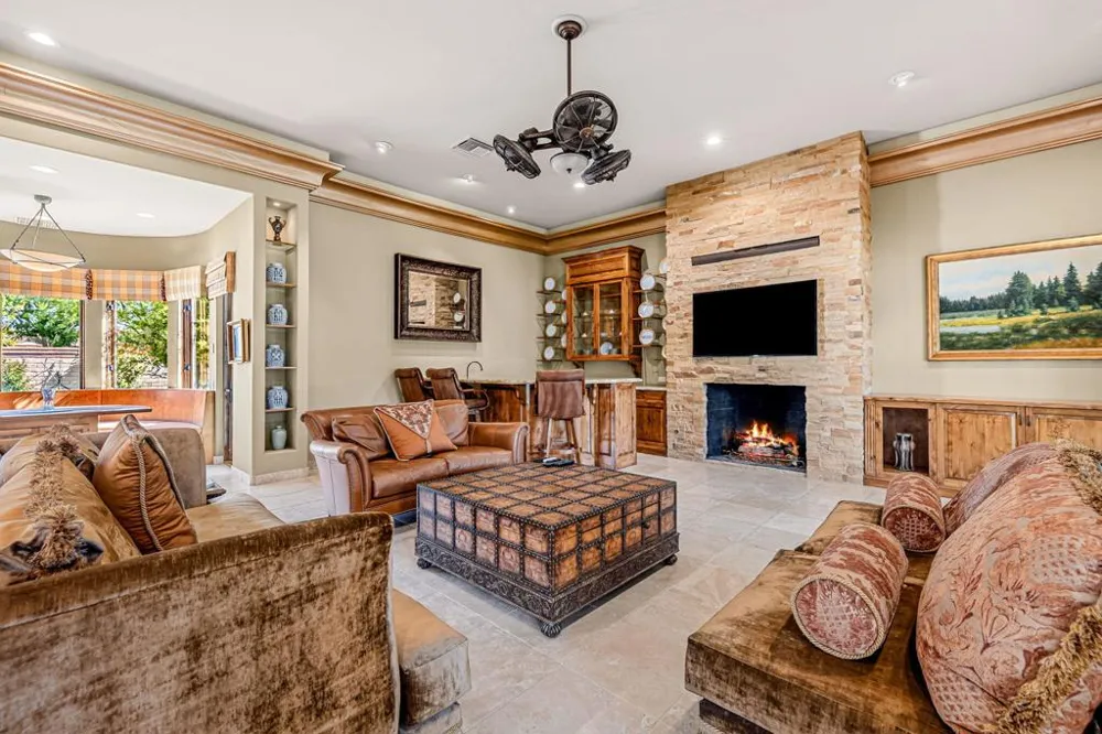 2 Strauss Terrace Rancho Mirage, CA 92270