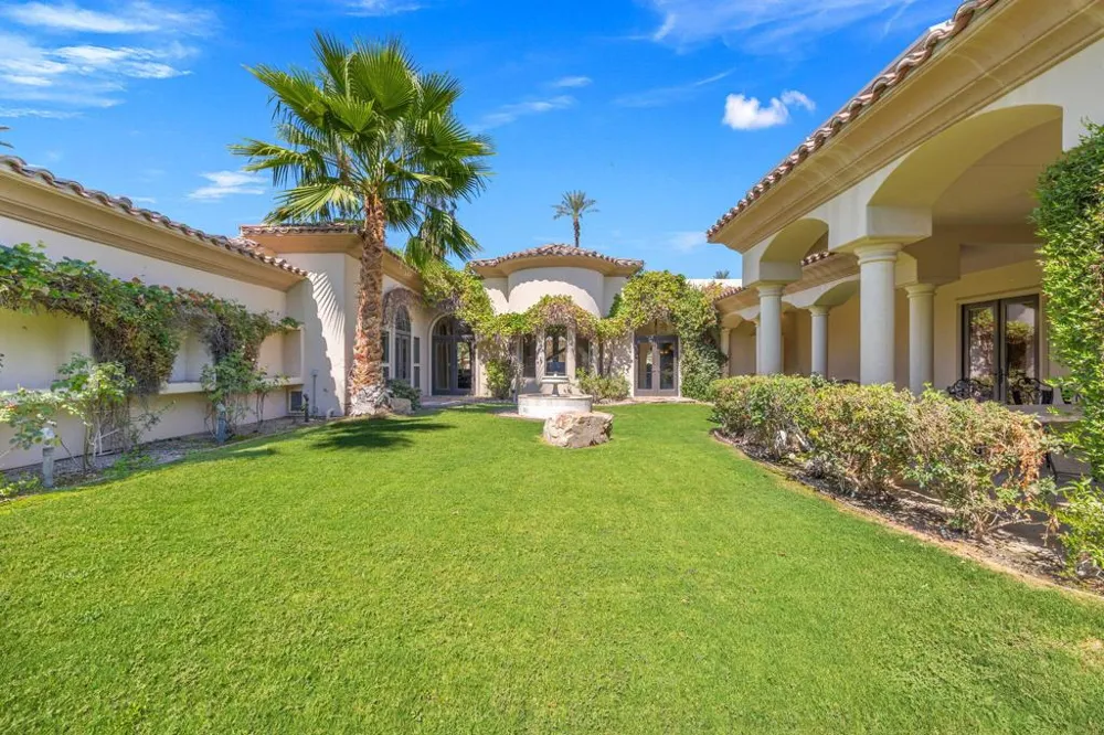 2 Strauss Terrace Rancho Mirage, CA 92270
