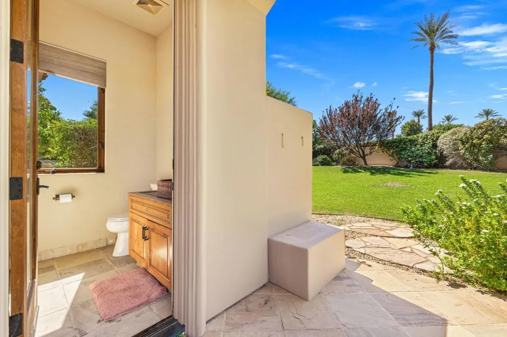 2 Strauss Terrace Rancho Mirage, CA 92270