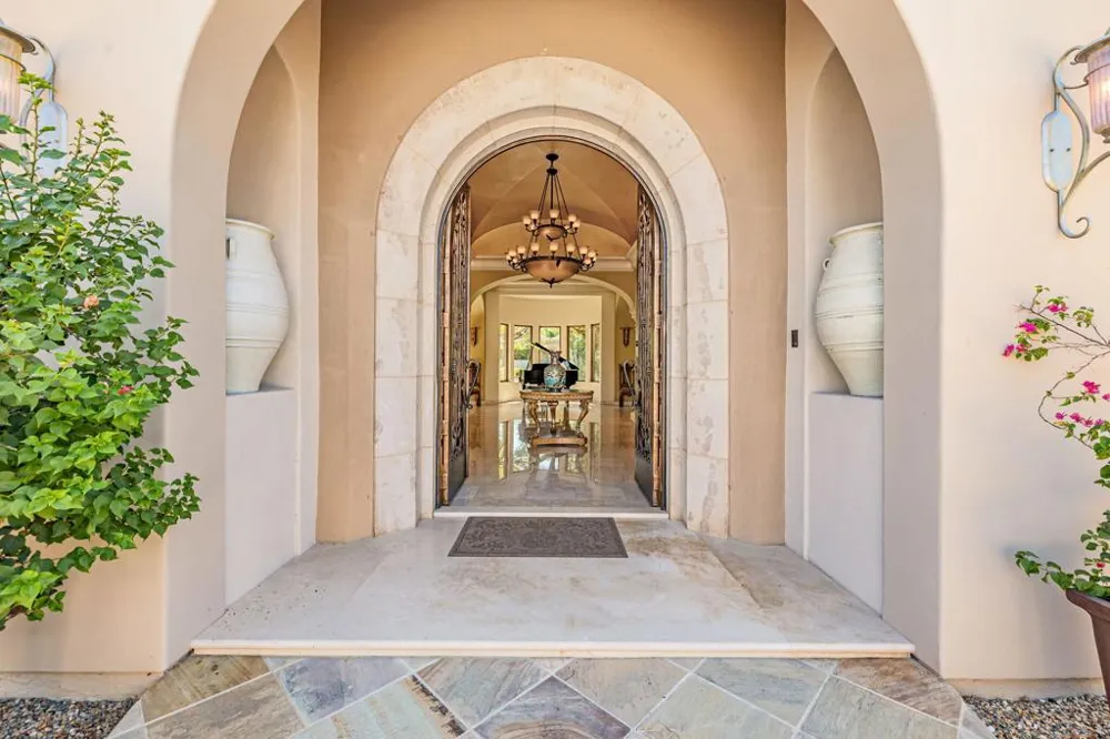 2 Strauss Terrace Rancho Mirage, CA 92270