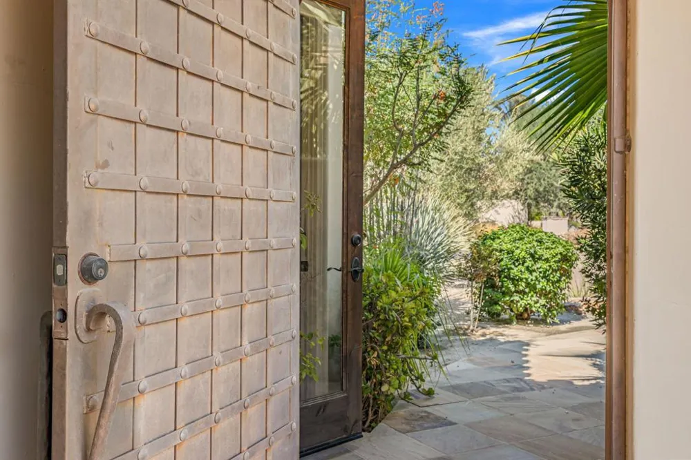 2 Strauss Terrace Rancho Mirage, CA 92270