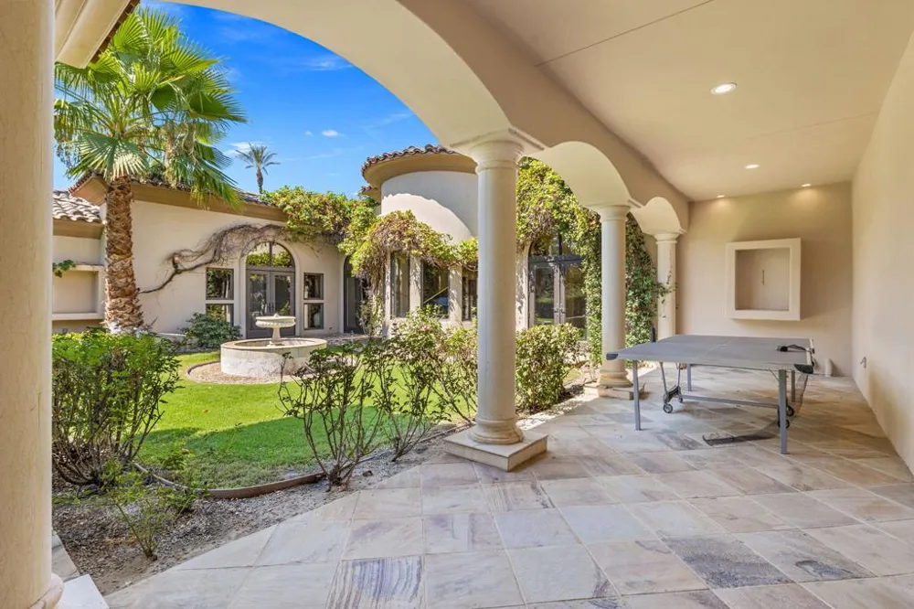 2 Strauss Terrace Rancho Mirage, CA 92270