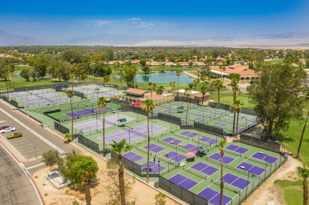 41930 Jupiter Hills Court Palm Desert, CA 92211