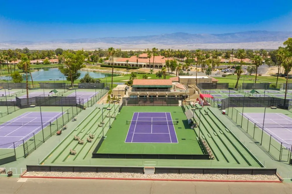 41930 Jupiter Hills Court Palm Desert, CA 92211
