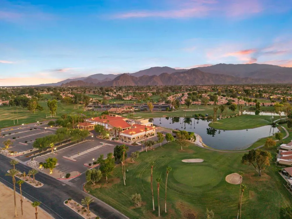 41930 Jupiter Hills Court Palm Desert, CA 92211
