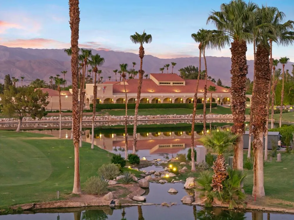 41930 Jupiter Hills Court Palm Desert, CA 92211