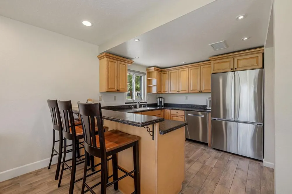 41930 Jupiter Hills Court Palm Desert, CA 92211