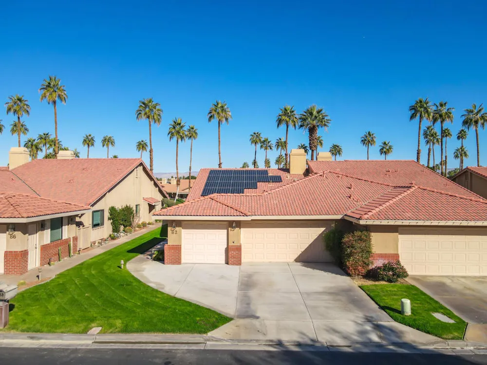 82 Conejo Circle Palm Desert, CA 92260