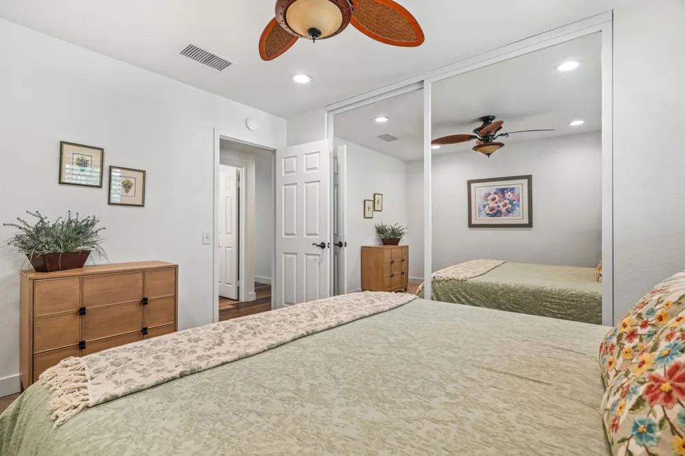 82 Conejo Circle Palm Desert, CA 92260