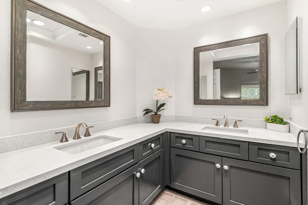 82 Conejo Circle Palm Desert, CA 92260