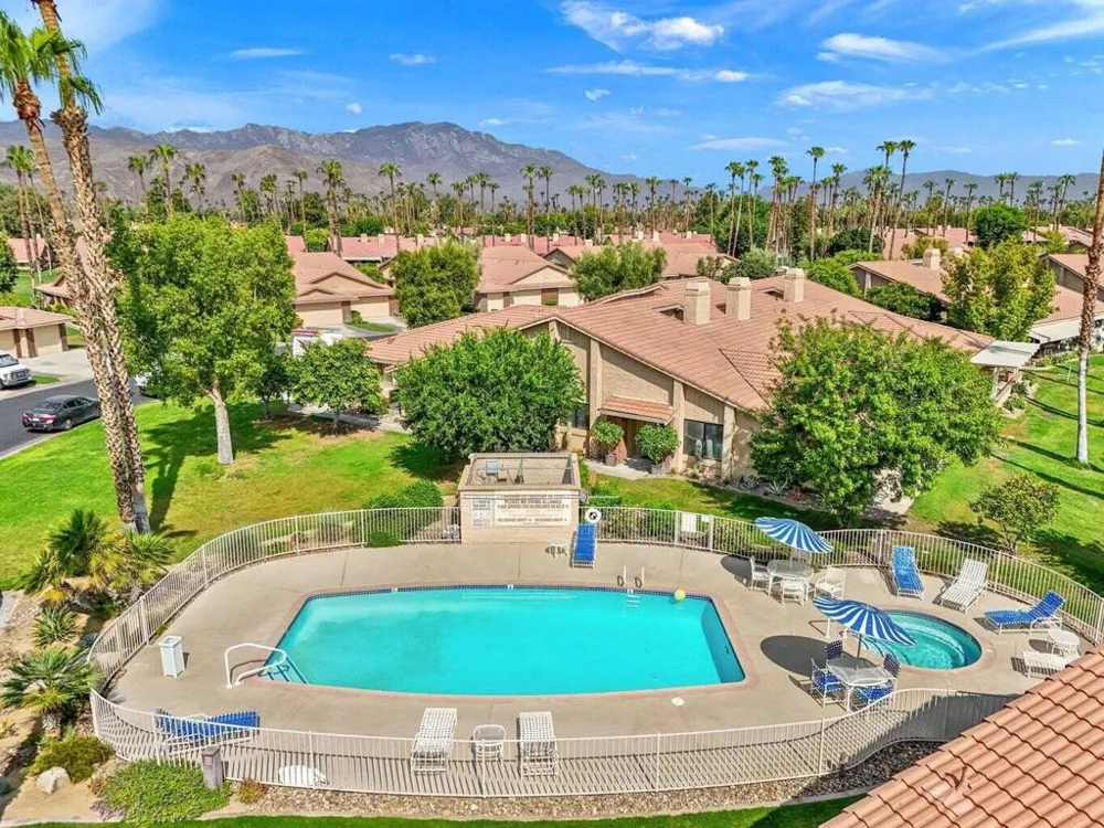 82 Conejo Circle Palm Desert, CA 92260