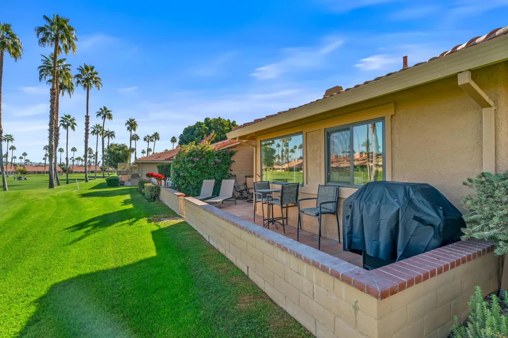 82 Conejo Circle Palm Desert, CA 92260