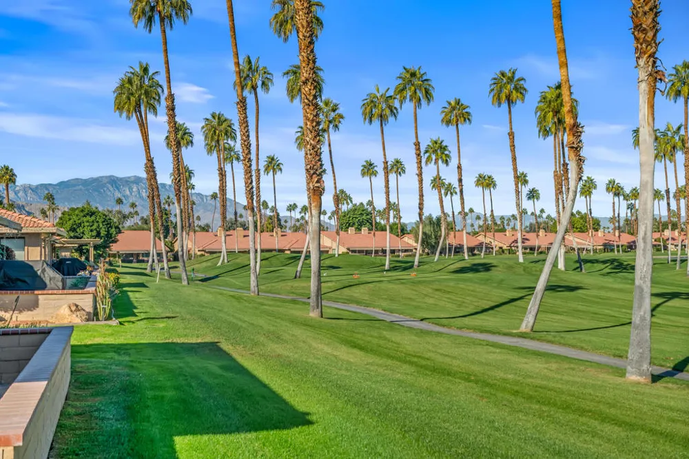 82 Conejo Circle Palm Desert, CA 92260