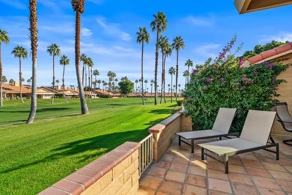 82 Conejo Circle Palm Desert, CA 92260
