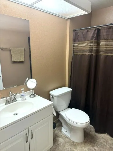 65907 Avenida Dorado Desert Hot Springs, CA 92240