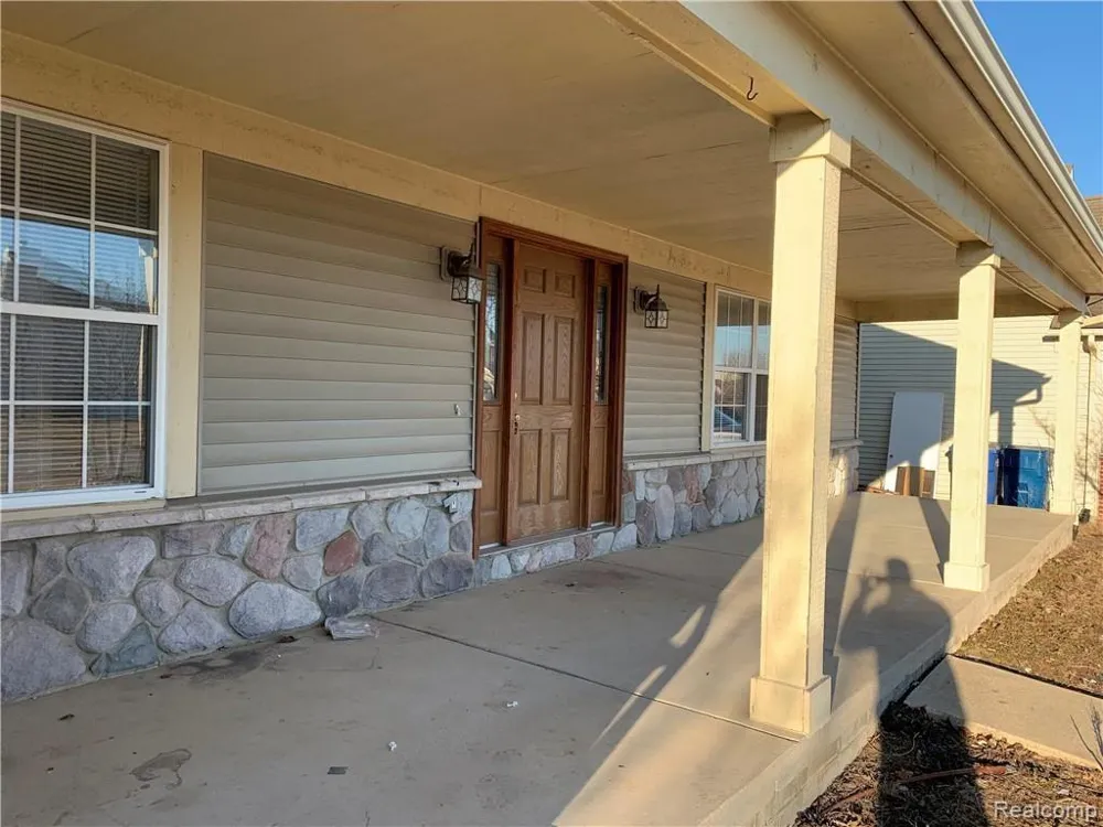 4783 Hickory Pointe Pittsfield Charter Township, MI 48197