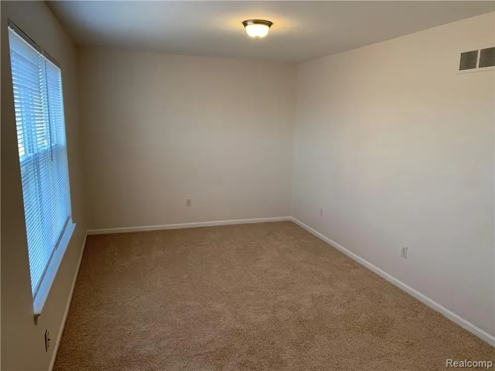 4783 Hickory Pointe Pittsfield Charter Township, MI 48197