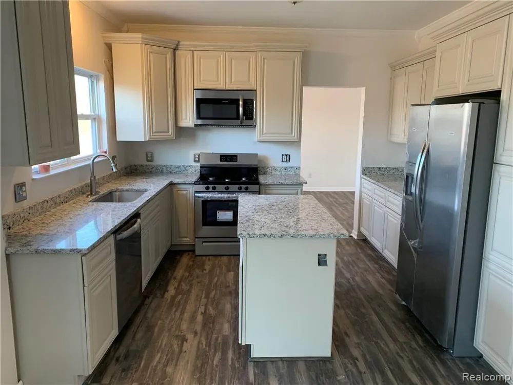 4783 Hickory Pointe Pittsfield Charter Township, MI 48197