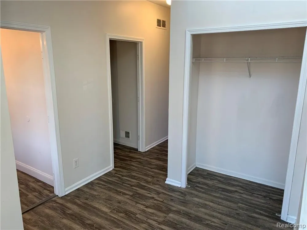 4783 Hickory Pointe Pittsfield Charter Township, MI 48197