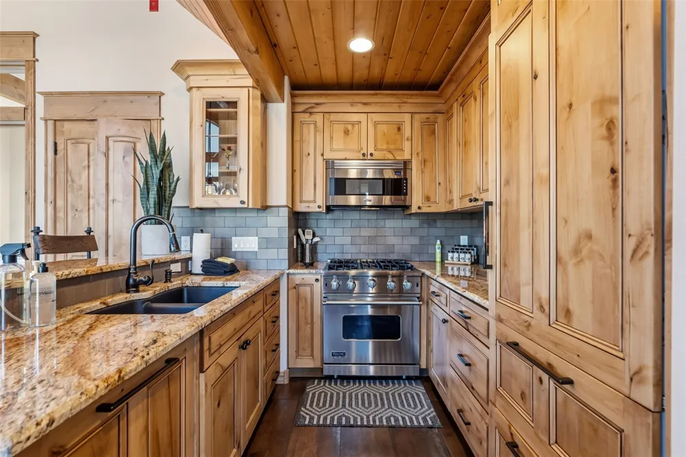 114 Lincoln #B Breckenridge, CO 80424