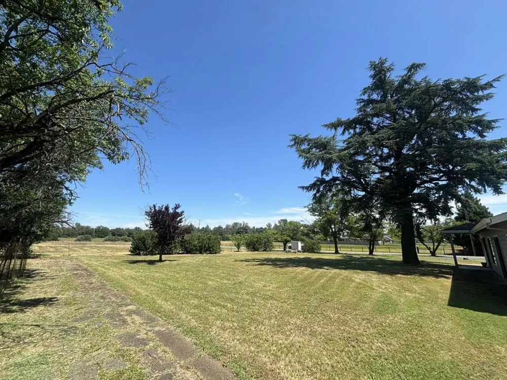 5050 Bo Peep Lane Redding, CA 96002