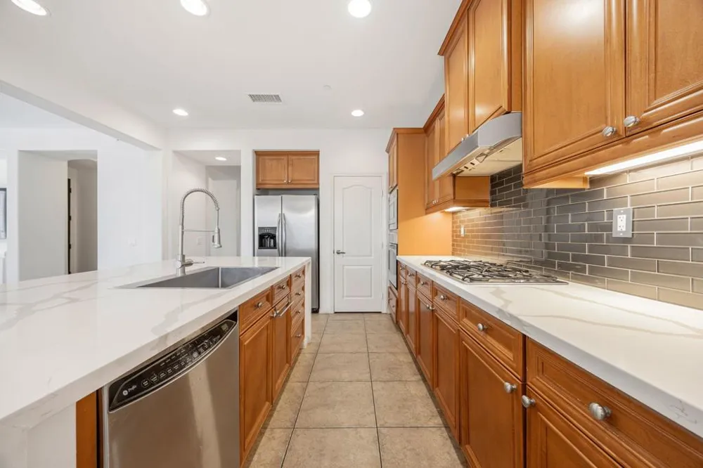 6355 Via Stasera Palm Desert, CA 92260