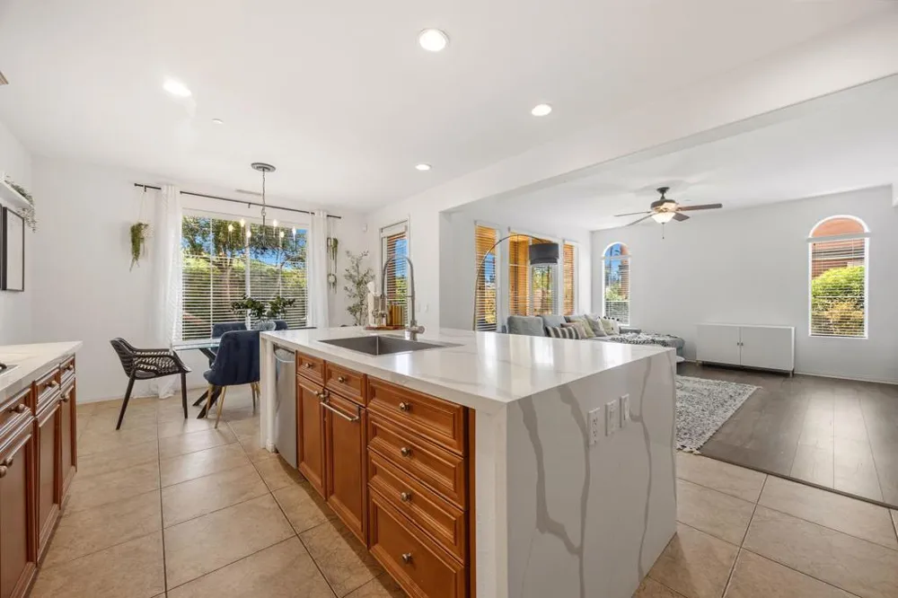 6355 Via Stasera Palm Desert, CA 92260