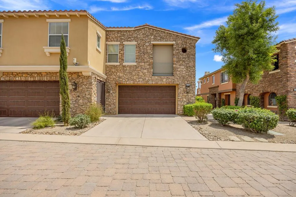 6355 Via Stasera Palm Desert, CA 92260