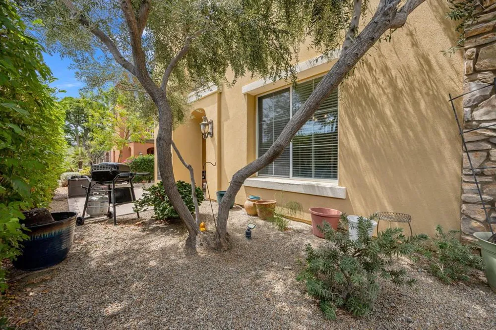 6355 Via Stasera Palm Desert, CA 92260