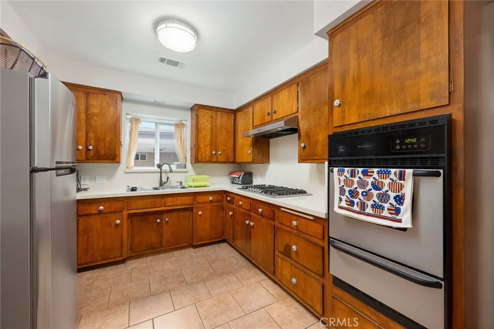 721 W Hellman Alhambra, CA 91803