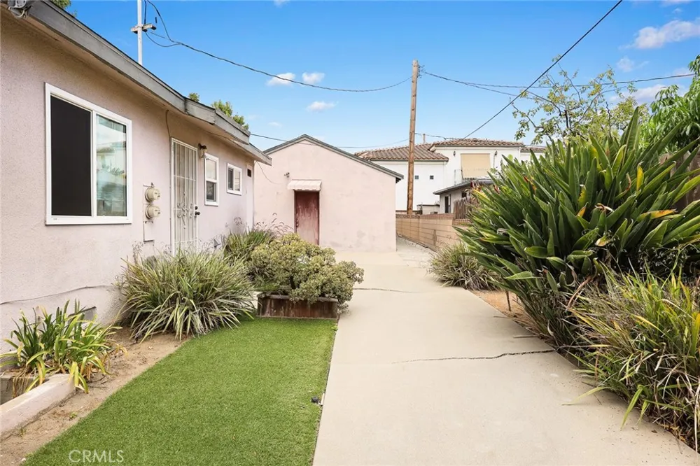 721 W Hellman Alhambra, CA 91803