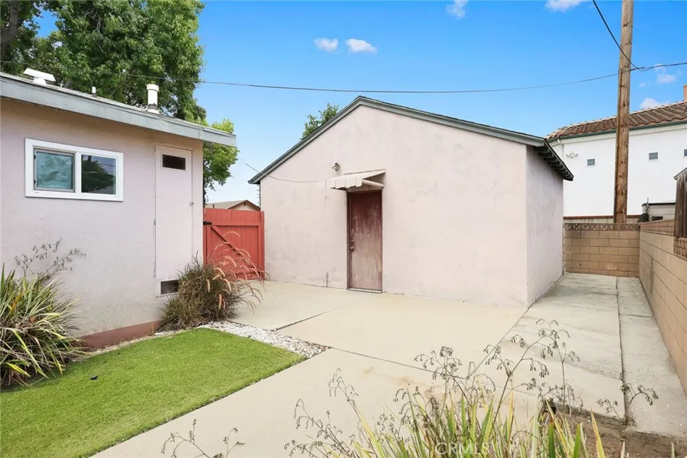 721 W Hellman Alhambra, CA 91803