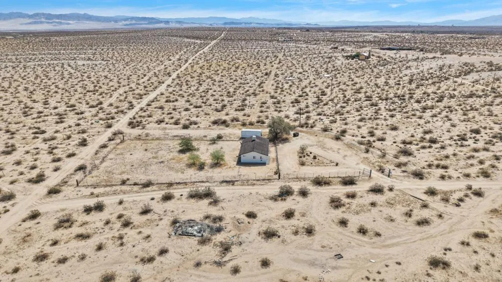 133 Cascade Road Joshua Tree, CA 92252