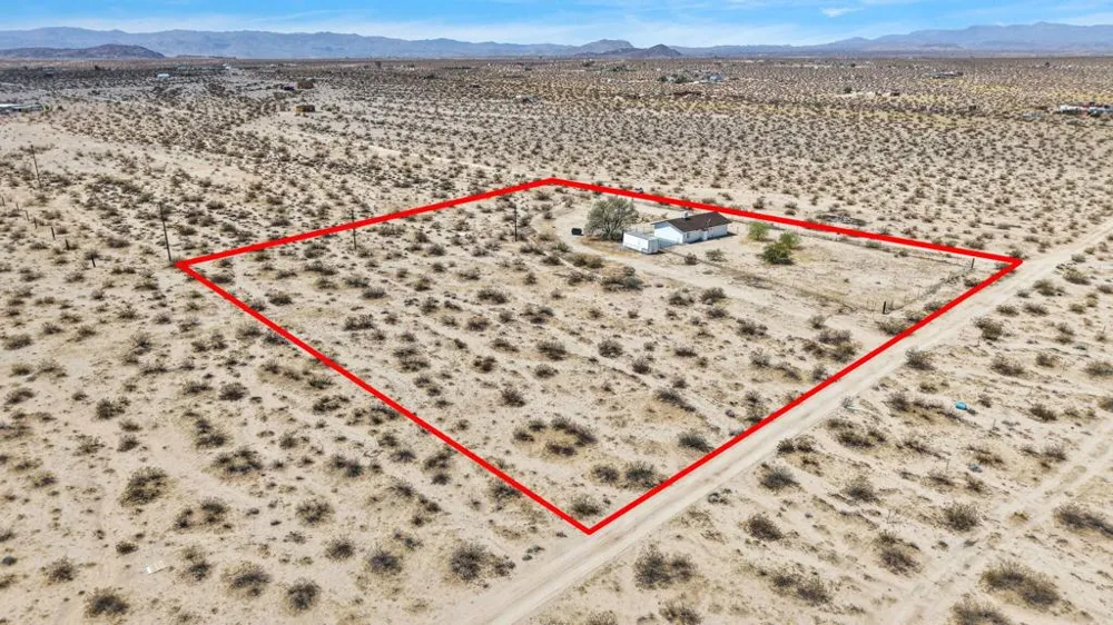 133 Cascade Road Joshua Tree, CA 92252